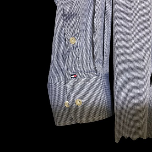TOMMY HILFIGER Mens Regular Fit Blue Wrinkle Resistant Button Down Shirt Size XL - Picture 6 of 10
